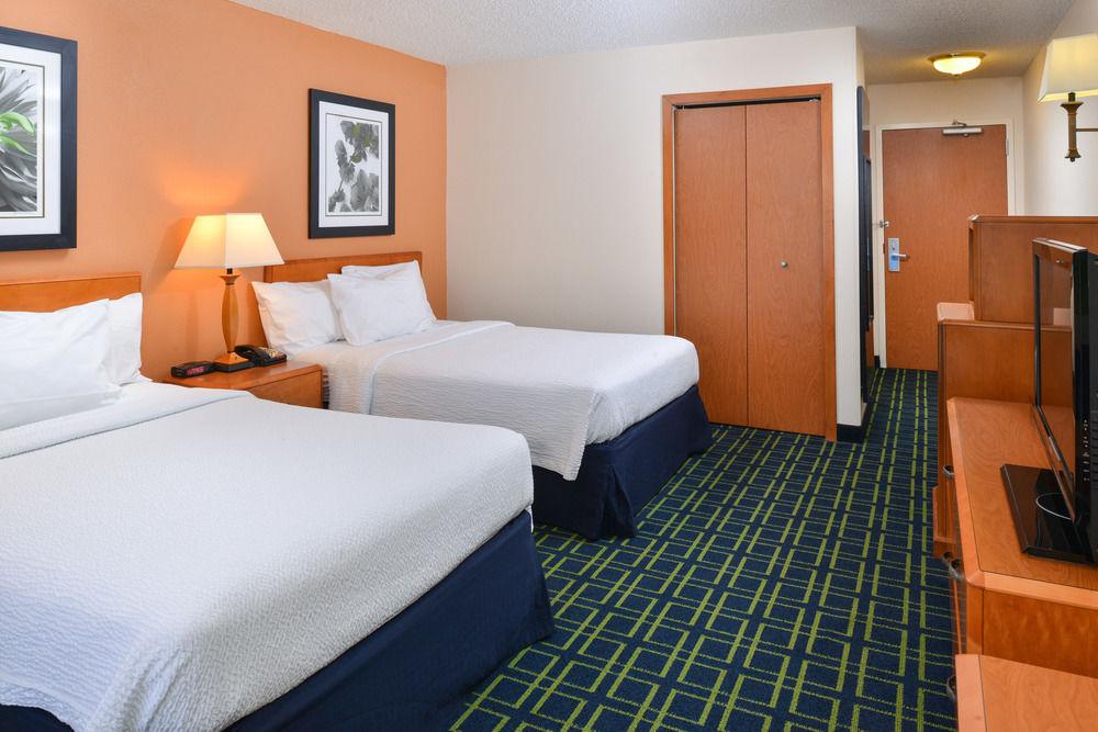 Fairfield Inn And Suites Charleston North/University Area North Charleston Eksteriør billede
