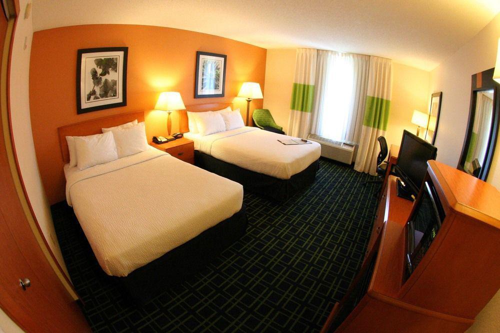 Fairfield Inn And Suites Charleston North/University Area North Charleston Eksteriør billede