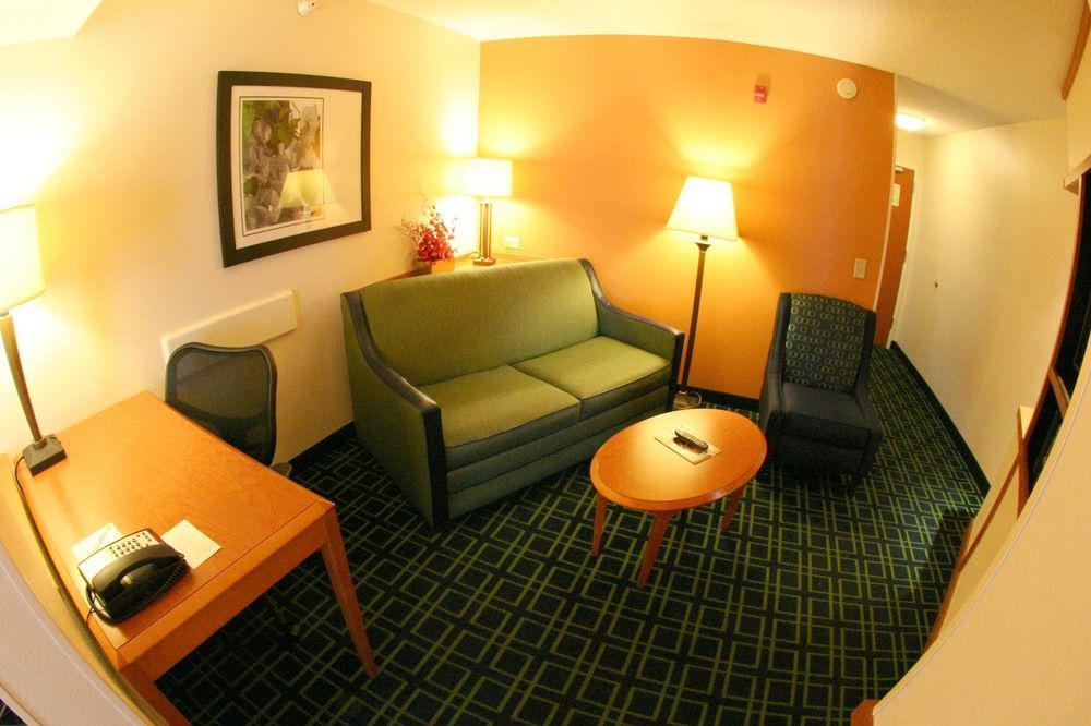 Fairfield Inn And Suites Charleston North/University Area North Charleston Eksteriør billede