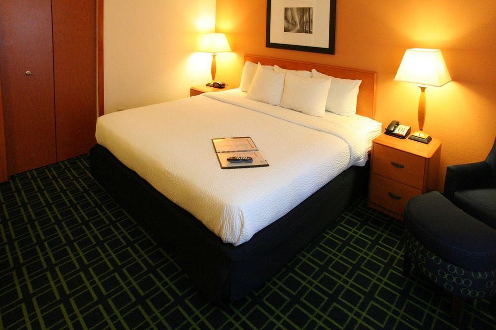 Fairfield Inn And Suites Charleston North/University Area North Charleston Eksteriør billede
