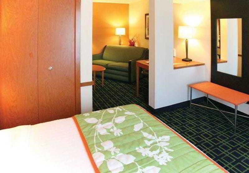 Fairfield Inn And Suites Charleston North/University Area North Charleston Eksteriør billede